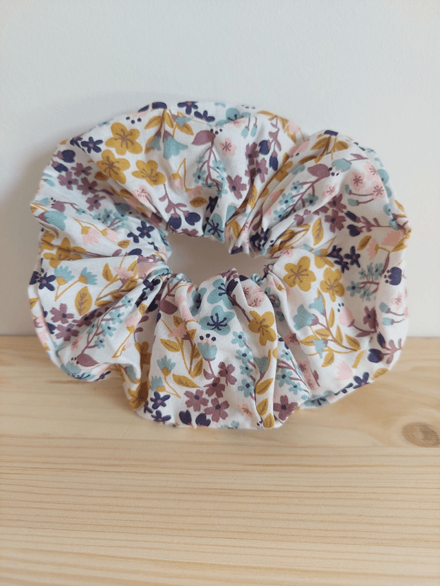 Chouchou fleur violette